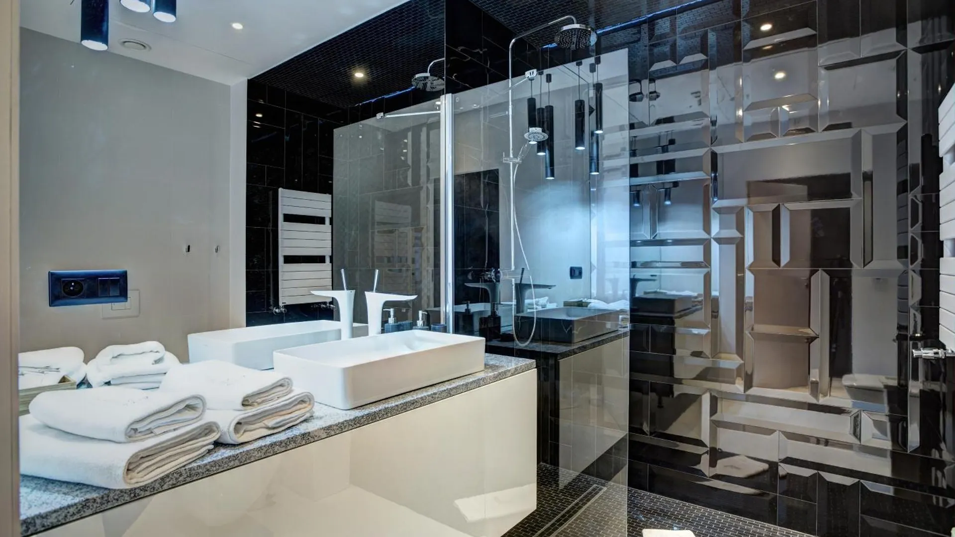 Apartamenty Sky Tower Wroclaw Poland