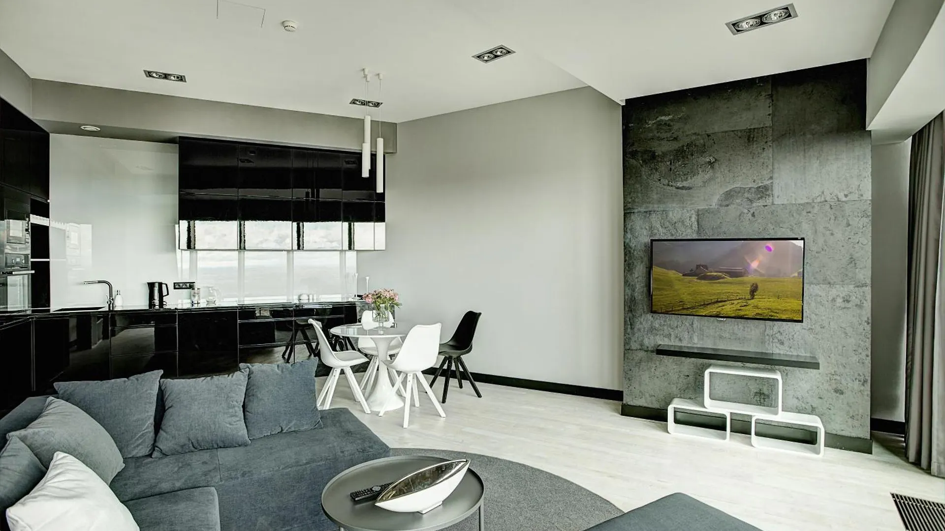 Apartamenty Sky Tower Wroclaw 0*,