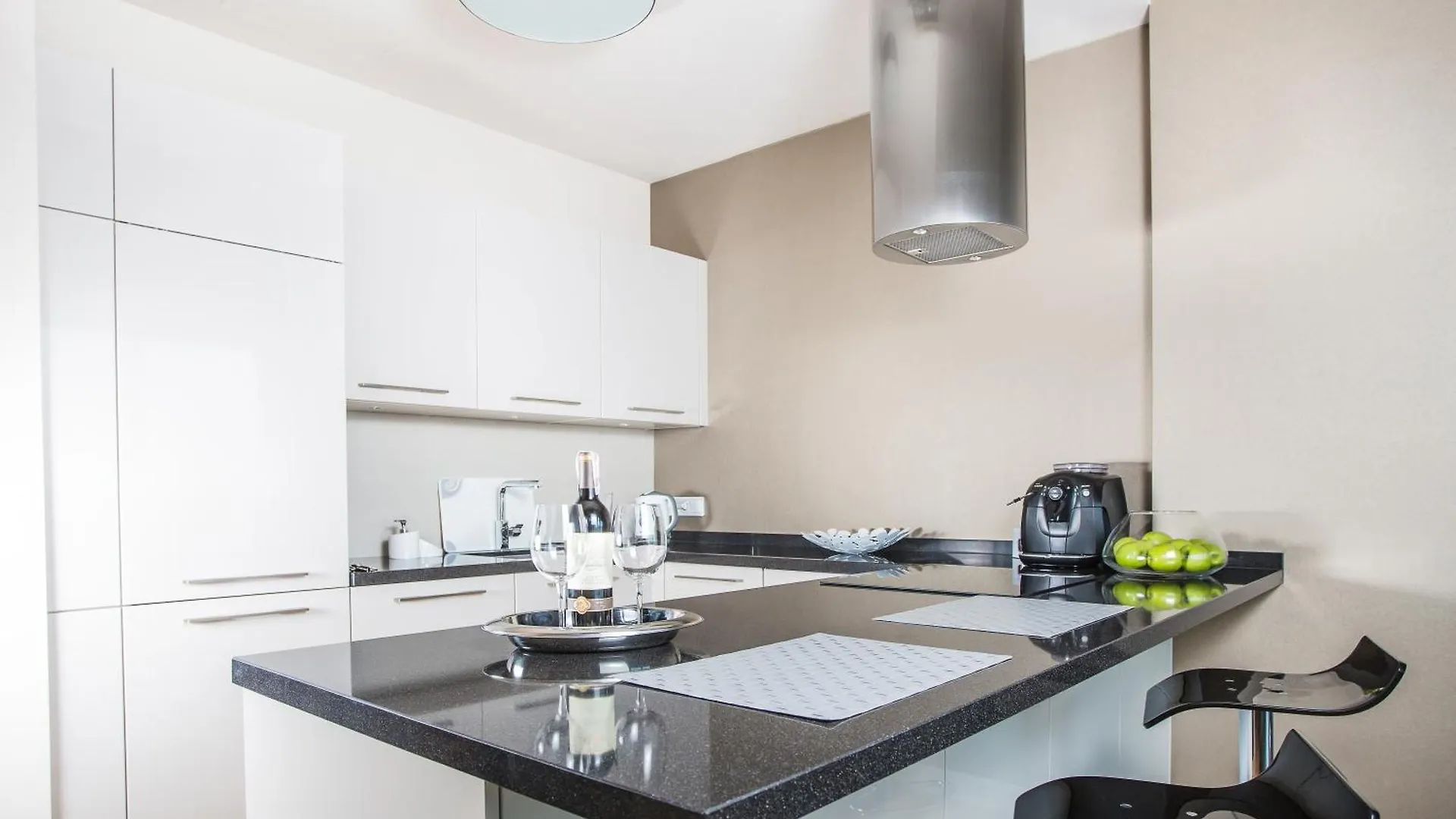 Apartamenty Sky Tower Wroclaw 0*,  Poland