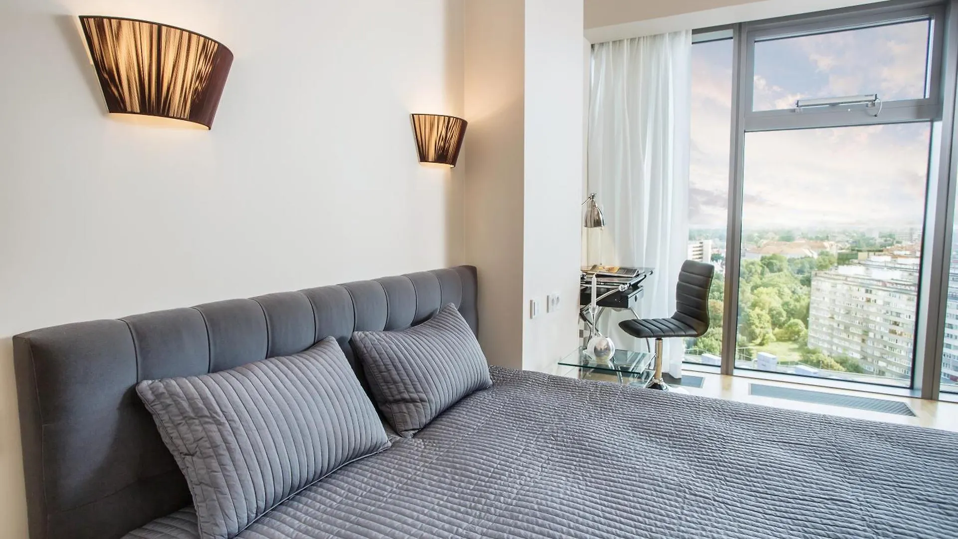 Apartamenty Sky Tower Wroclaw Poland